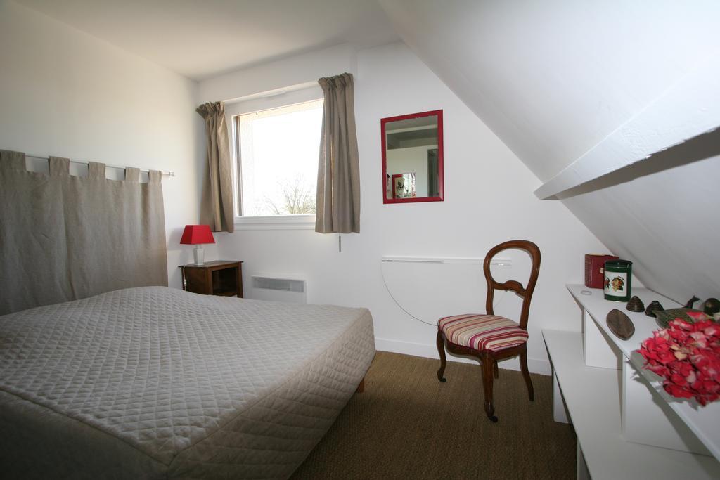 Chambre D'Hotes Les Champarts Tourville-la-Chapelle Room photo