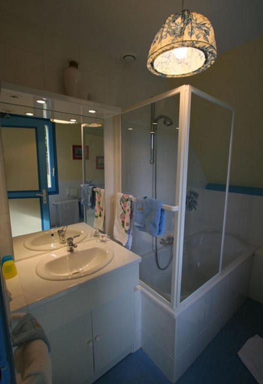 Chambre D'Hotes Les Champarts Tourville-la-Chapelle Room photo